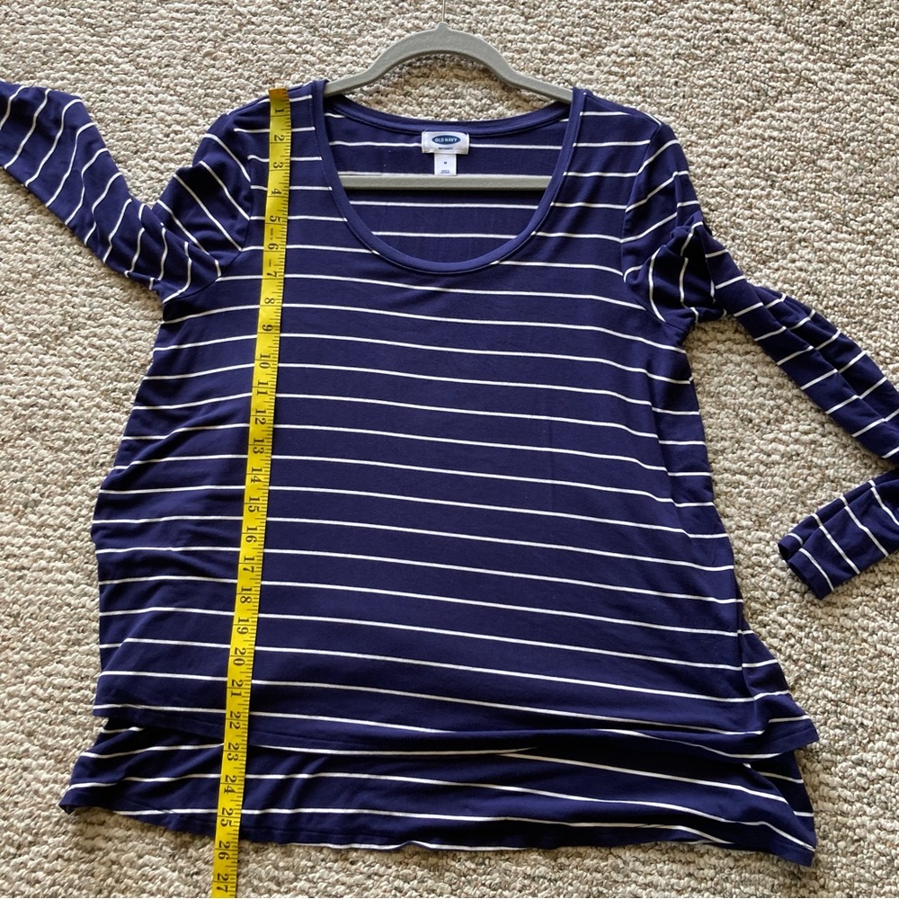 5/$15 Old Navy Maternity Navy & White Striped LS Nursing Top Medium - Picture 6 of 7